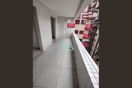 2_photo/94ce1e5ec3.6d3491bb349375bc-ATLAS-2388c12b-2ee2-45d3-bf6b-2145df962b2e.jpg de apartamento à venda com 2 quartos, 76m² em Vila Tupi, Praia Grande