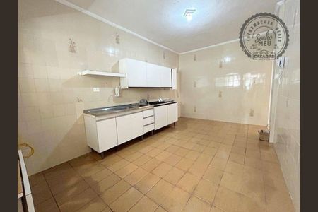 10_photo/94ce1e5ecf.58bff9adb21f3cbb-ATLAS-968cf8bb-1e4b-4ea0-9992-7edbb6d26344.jpg de apartamento à venda com 2 quartos, 90m² em Vila Tupi, Praia Grande