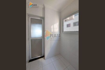 45_photo/94ce1e5ed3.2fc0f2ac03a10902-ATLAS-9a875164-ef38-424a-a014-c449586f77f3.jpg de apartamento à venda com 3 quartos, 125m² em Vila Tupi, Praia Grande