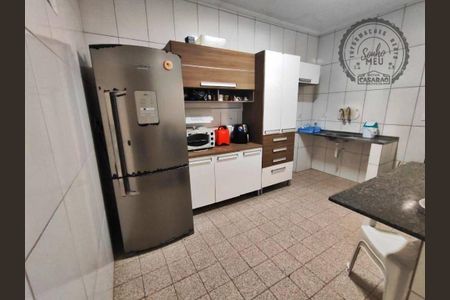 9_photo/94ce1e5ee9.08798e92c4495a9b-ATLAS-1dd08874-d5cb-4306-8e1f-b9a30f3e190d.jpg de casa à venda com 2 quartos, 100m² em Vila Tupi, Praia Grande