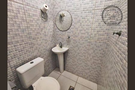 7_photo/94ce1e5ee9.08798e92c4495a9b-ATLAS-d5f6f714-e66c-4b94-b82c-a3b2e2aa205b.jpg de casa à venda com 2 quartos, 100m² em Vila Tupi, Praia Grande