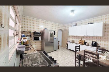 5_photo/94ce1e5f2f.e6f02a1e96aef2b1-ATLAS-5bed8b21-c24e-4722-8891-88316c8158cb.jpg de casa à venda com 3 quartos, 100m² em Vila Tupi, Praia Grande
