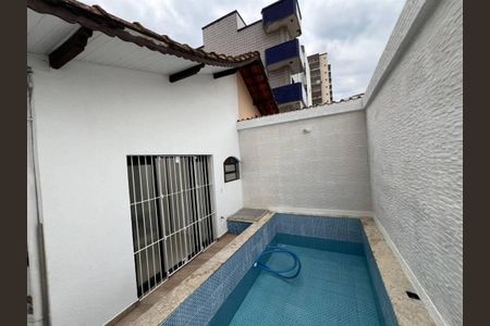 6_photo/94ce1e5f43.07fb07773285f6be-ATLAS-714fa8b8-4bdf-4466-9bfc-7104c1d3ac5d.jpg de casa à venda com 2 quartos, 85m² em Vila Tupi, Praia Grande