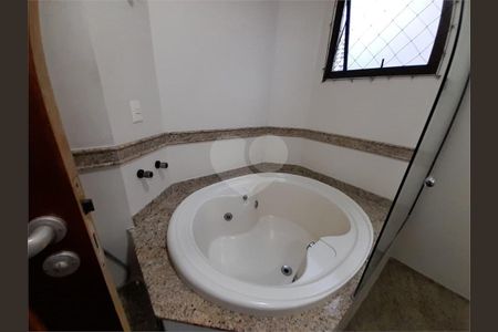 11_photo/94ce1e5f47.eb4747a7722cd593-ATLAS-669af76d-da2b-469f-b792-4e52027afb80.jpg de apartamento à venda com 3 quartos, 262m² em Vila Tupi, Praia Grande