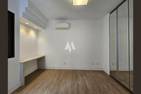 19_photo/94ce1e5f47.eb4747a7722cd593-ATLAS-a2a3bba0-9767-49d8-a087-5fb2f471d954.jpg de apartamento à venda com 3 quartos, 179m² em Vila Tupi, Praia Grande