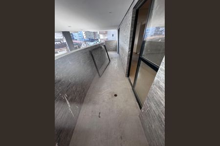 5_photo/94ce1e5f4d.7d44486df2fbe63f-ATLAS-598f28d8-6bd6-4c2a-a6b9-27d3755a6cd4.jpg de apartamento à venda com 2 quartos, 59m² em Vila Tupi, Praia Grande