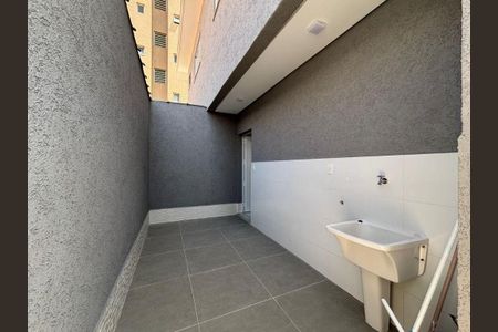 4_photo/94ce1e5f5b.4f0f11c8b1d619b9-ATLAS-15599ce3-22bf-4a3c-b63a-17ed0ac131c4.jpg de casa à venda com 3 quartos, 152m² em Vila Tupi, Praia Grande