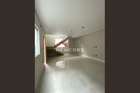 3_photo/94ce1e5f5b.4f0f11c8b1d619b9-ATLAS-b6d75006-d725-4172-8b70-59f7d2c3b360.jpg de casa à venda com 3 quartos, 150m² em Vila Tupi, Praia Grande