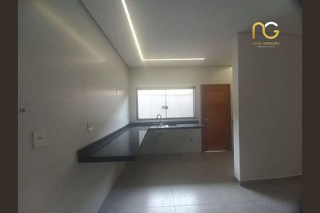 11_photo/94ce1e5f5d.671b3960e7484b54-ATLAS-e6560cfb-dd83-4571-a073-1fed35edfc34.jpg de casa à venda com 2 quartos, 144m² em Vila Tupi, Praia Grande