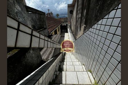 6_photo/94ce1e5f65.98cf39ec7952f033-ATLAS-400e8ed1-a4c2-4b75-80fb-981c3a260d32.jpg de casa à venda com 2 quartos, 75m² em Vila Tupi, Praia Grande