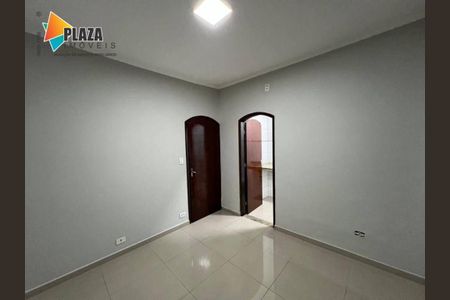 10_photo/94ce1e5f6b.98319c766f537efd-ATLAS-17940e19-e08e-4efa-9cc4-a4cf8a8a8e0f.jpg de casa à venda com 2 quartos, 84m² em Vila Tupi, Praia Grande