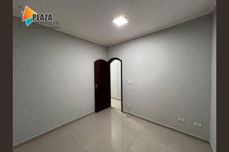 6_photo/94ce1e5f6b.98319c766f537efd-ATLAS-5e95bf49-b46a-42ce-b370-d40dc40fae0f.jpg de casa à venda com 2 quartos, 84m² em Vila Tupi, Praia Grande