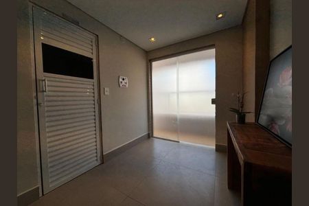 8_photo/94ce1e5f6d.578eb7dd4f6a5126-ATLAS-1af7d7b2-eff4-4dc5-ad2d-c61cbd264ad5.jpg de apartamento à venda com 2 quartos, 80m² em Vila Tupi, Praia Grande