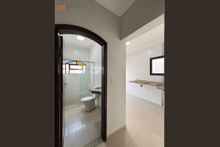 24_photo/94ce1e5f6d.a64aef6598c47c00-ATLAS-41e1e777-58dc-49f7-90fd-5c829af2e7e2.jpg de casa à venda com 2 quartos, 85m² em Vila Tupi, Praia Grande