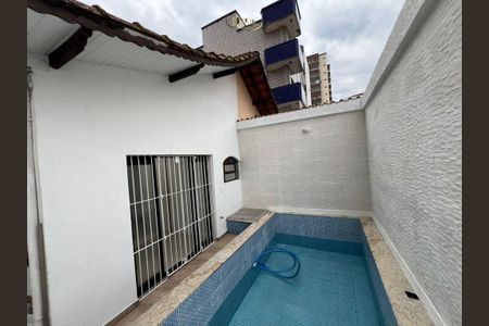 6_photo/94ce1e5f6d.a64aef6598c47c00-ATLAS-4285ecae-6fe2-4f47-91a7-73c92f4ae0e0.jpg de casa à venda com 2 quartos, 110m² em Vila Tupi, Praia Grande