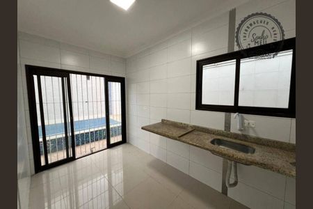 11_photo/94ce1e5f6f.54b8780a509023fd-ATLAS-ea2f940f-a193-46e7-9ddb-b6cd57d1dd2d.jpg de casa à venda com 2 quartos, 85m² em Vila Tupi, Praia Grande