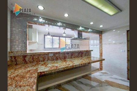 39_photo/94ce1e5f71.fd1e708d989a043d-ATLAS-1bf93a33-500a-4eac-8161-1c994b3ef9a6.jpg de apartamento à venda com 3 quartos, 249m² em Vila Tupi, Praia Grande