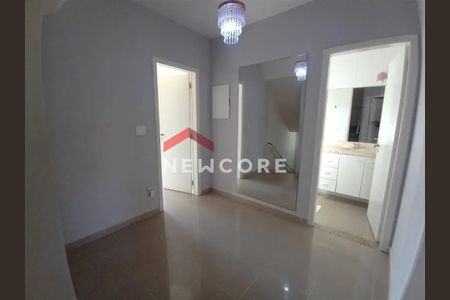 4_photo/94ce1e5f7f.1e9d1ba85beb8478-ATLAS-3347e2b2-73ef-4b58-8bf6-346ee35ddd8a.jpg de casa à venda com 3 quartos, 264m² em Vila Tupi, Praia Grande