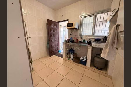 8_photo/94ce1e5f7f.cbac4b0532efd0a4-ATLAS-60b42de9-21ce-48b5-a6a9-79d40c13cded.jpg de casa à venda com 3 quartos, 98m² em Vila Tupi, Praia Grande