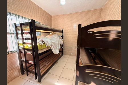 4_photo/94ce1e5f7f.cbac4b0532efd0a4-ATLAS-c4cd27e4-e778-4e22-9b6d-86d5f24a3986.jpg de casa à venda com 3 quartos, 98m² em Vila Tupi, Praia Grande