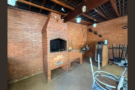 18_photo/94ce1e5f7f.cbac4b0532efd0a4-ATLAS-e1aeee0c-5fd8-413c-b7e0-c9bc093bc138.jpg de casa à venda com 3 quartos, 98m² em Vila Tupi, Praia Grande