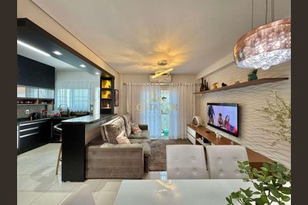 2_photo/94ce1e5f7f.cce03887c7d72c1f-ATLAS-fd8826ce-707c-4e20-918b-51409be7d9de.jpg de casa à venda com 3 quartos, 185m² em Vila Tupi, Praia Grande