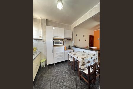 5_photo/94ce1e5f83.ea0ff2ffec9a0f1c-ATLAS-4eba16ed-30f7-4b9e-a65b-e2ded16a6ab1.jpg de apartamento à venda com 1 quarto, 40m² em Vila Tupi, Praia Grande