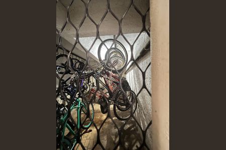 11_photo/94ce1e5f83.ea0ff2ffec9a0f1c-ATLAS-d5a1cd00-109f-4686-af32-29a1e72d3982.jpg de apartamento à venda com 1 quarto, 40m² em Vila Tupi, Praia Grande