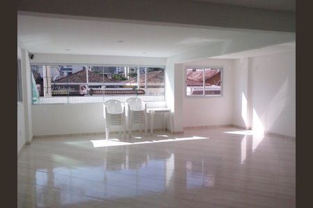 7_photo/94ce1e5f93.6d5bca88141f2e06-ATLAS-39d17b26-41a5-4583-8a8e-5d44ff566e52.jpg de apartamento à venda com 1 quarto, 40m² em Vila Tupi, Praia Grande