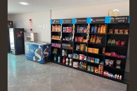 2_photo/94ce1e5f9d.d7dca16cabc33c9e-ATLAS-6a152134-a77e-454b-bbb1-bb2f417d14d7.jpg de apartamento à venda com 2 quartos, 77m² em Vila Tupi, Praia Grande