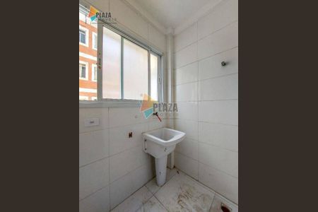 32_photo/94ce1e5fa9.29bbbb19aefddf43-ATLAS-00fa7b85-2ec0-40eb-9077-c7212ab12eb3.jpg de apartamento à venda com 2 quartos, 87m² em Vila Tupi, Praia Grande