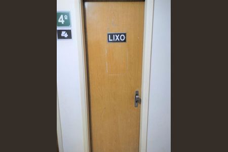 46_photo/94ce1e5fbf.b85b0ca95d00039d-ATLAS-389e06d5-02a4-4a8a-8c40-cf303687397b.jpg de apartamento à venda com 1 quarto, 55m² em Vila Tupi, Praia Grande