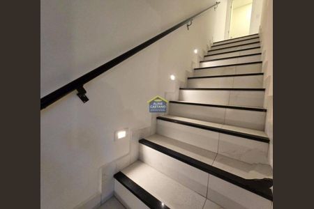 18_photo/94ce1e5fd3.5fe87fb1414949d1-ATLAS-543c9e75-aff2-418d-a28a-030acb2590cf.jpg de casa à venda com 2 quartos, 80m² em Vila Tupi, Praia Grande