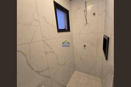 11_photo/94ce1e5fd3.5fe87fb1414949d1-ATLAS-b2c18df3-db26-4e1e-848e-5a273d4dfed3.jpg de casa à venda com 2 quartos, 80m² em Vila Tupi, Praia Grande