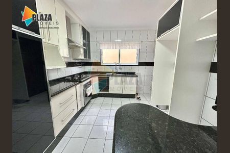 11_photo/94ce1e5fd7.1c5ee5b12bdcf8f7-ATLAS-2ab1f16e-061f-403d-b42e-402fef57258e.jpg de casa para alugar com 3 quartos, 120m² em Vila Tupi, Praia Grande