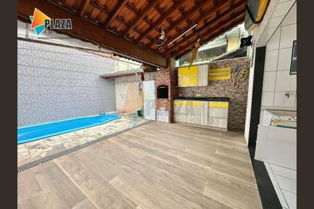 3_photo/94ce1e5fd7.1c5ee5b12bdcf8f7-ATLAS-60d7e8e7-d425-42a0-906b-4e7620db9ad4.jpg de casa para alugar com 3 quartos, 120m² em Vila Tupi, Praia Grande