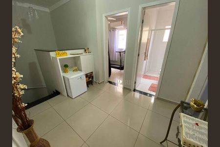 4_photo/94ce1e5fe1.bb2cfda027800a9a-ATLAS-18bdbb6f-9e31-4440-9f76-c2a9c47a7b3e.jpg de casa à venda com 4 quartos, 164m² em Vila Tupi, Praia Grande