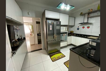 11_photo/94ce1e5fe1.bb2cfda027800a9a-ATLAS-8461d539-bebf-4eb9-8401-b89e2c3a5f65.jpg de casa à venda com 4 quartos, 164m² em Vila Tupi, Praia Grande