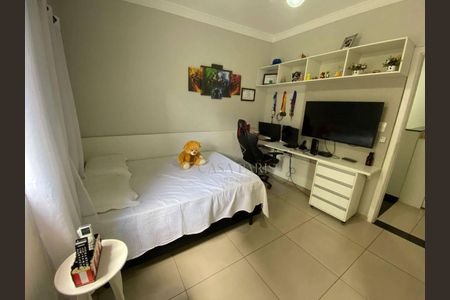 2_photo/94ce1e5fe1.bb2cfda027800a9a-ATLAS-e65df001-9faa-497e-bafc-702f959d54a5.jpg de casa à venda com 4 quartos, 164m² em Vila Tupi, Praia Grande