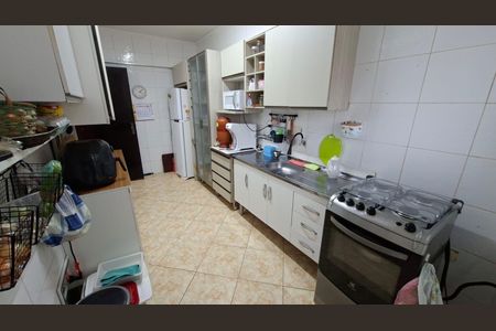 7_photo/94ce1e5fe9.a5b8a9d6457e8547-ATLAS-4c918a31-1187-44c8-a53b-4ca3cca31c0b.jpg de apartamento à venda com 2 quartos, 80m² em Vila Tupi, Praia Grande