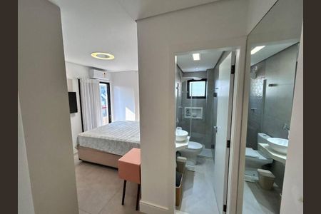 8_photo/94ce1e5fed.0925f8970b7d15a7-ATLAS-e9df0793-0e2a-406a-b058-d18aa643e2c2.jpg de apartamento à venda com 3 quartos, 250m² em Vila Tupi, Praia Grande