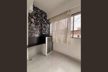 3_photo/94ce1e6019.45f02ef6bff41bc6-ATLAS-e13ef773-a421-4a93-927a-e8fc9672c323.jpg de apartamento à venda com 1 quarto, 50m² em Vila Tupi, Praia Grande