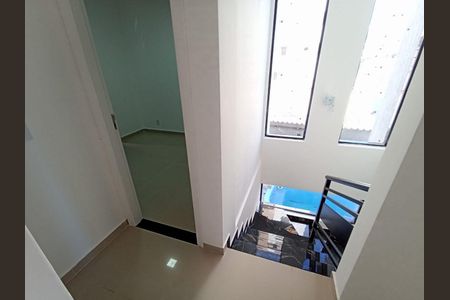 7_photo/94ce1e6023.9e8f1c97e4a047f1-ATLAS-25a097e0-bab3-4b32-b593-7a3db345155e.jpg de casa à venda com 3 quartos, 86m² em Vila Tupi, Praia Grande