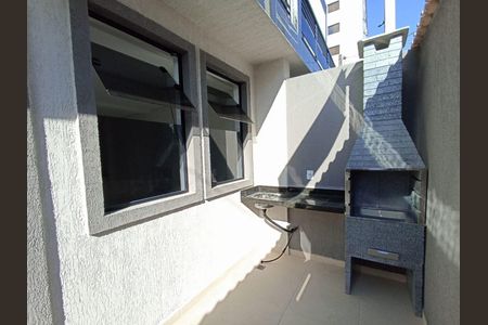 1_photo/94ce1e6023.ce0e127f29cc1409-ATLAS-df908f6a-5bd9-4fe4-9eaa-c14fdb64117a.jpg de casa à venda com 3 quartos, 111m² em Vila Tupi, Praia Grande