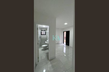 11_photo/94ce1e6031.07f787fedcdf2c46-ATLAS-7b10f17e-8ee4-4ae1-85be-e8bc004308c0.jpg de apartamento à venda com 2 quartos, 74m² em Vila Tupi, Praia Grande