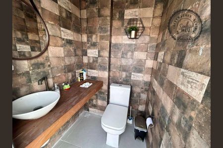 6_photo/94ce1e6031.da2aaa0b1b6388c0-ATLAS-2b7e7446-c741-42d4-9b8f-50bc7f57ae3e.jpg de apartamento à venda com 3 quartos, 250m² em Vila Tupi, Praia Grande