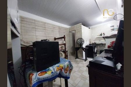 4_photo/94ce1e6039.12917f666bbf568e-ATLAS-9e28b192-505b-487a-9043-8974d7a2f7ca.jpg de casa à venda com 2 quartos, 125m² em Vila Tupi, Praia Grande