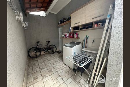 2_photo/94ce1e603f.3dc9741d5f42fdfb-ATLAS-c9853c00-dfb3-4e47-be5b-0b5617128fd3.jpg de casa à venda com 3 quartos, 127m² em Vila Tupi, Praia Grande