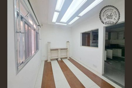 4_photo/94ce1e6053.d505c9d9834fda44-ATLAS-c6e2fd48-1293-431a-8d0b-fa585c3da1be.jpg de casa para alugar com 3 quartos, 120m² em Vila Tupi, Praia Grande