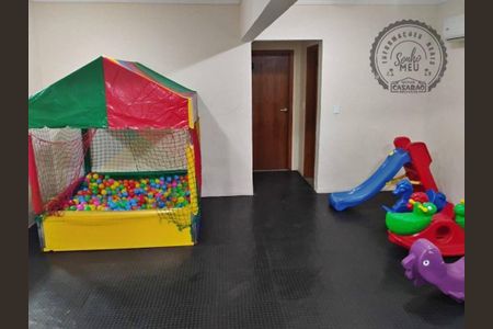 3_photo/94ce1e6053.d59564638075616f-ATLAS-1cd6cd8c-3eb0-4bf2-bd6e-76df49a85e99.jpg de apartamento à venda com 2 quartos, 101m² em Vila Tupi, Praia Grande